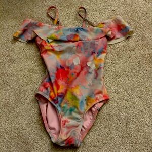 Cat and Jack Size 6/7 Girls bathing suit pink multicolor flowers